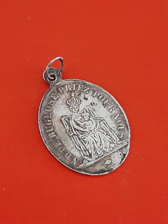 Vintage religious Catholic silver plated medal pe… - image 2