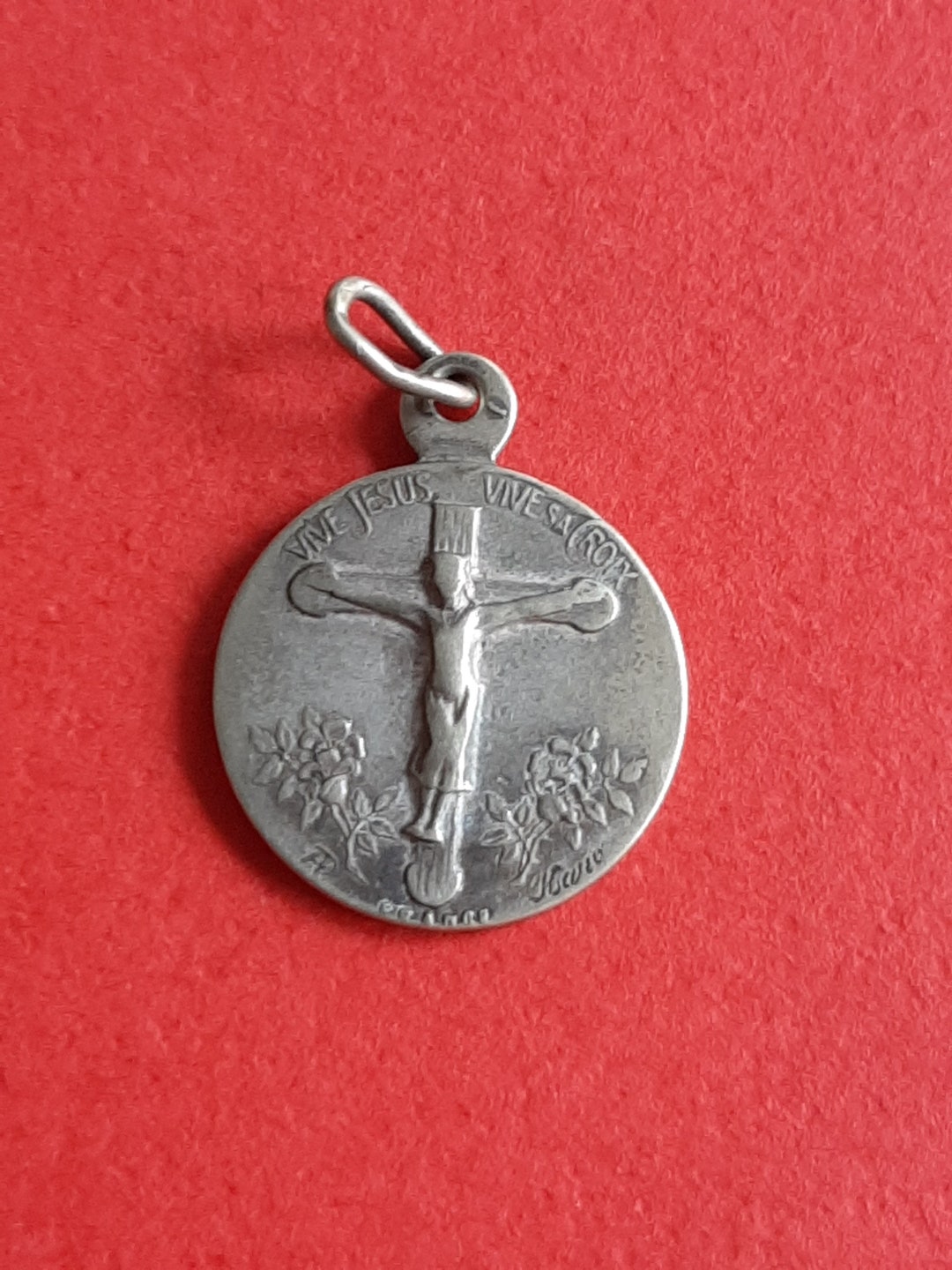 Vintage Religious Catholic Signed Floral Silver Plated Medal Pendant of ...