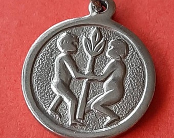 Vintage silver plated gemini charm, zodiac sign gemini, vintage gemini pendant, gemini necklace