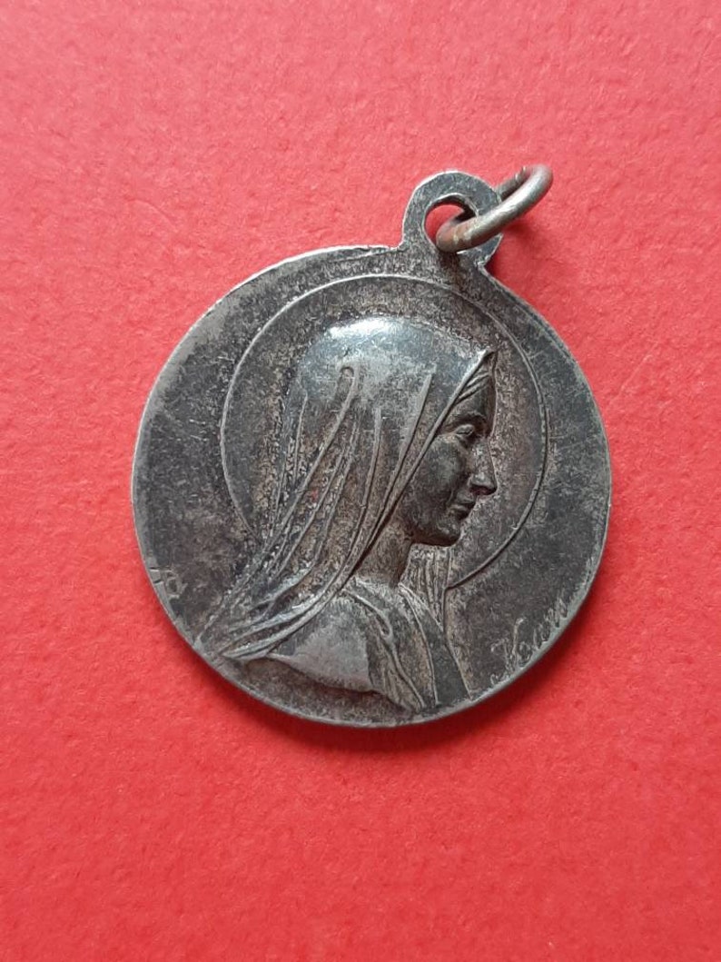 place of pilgrimage Montaigu Vintage medal pendant of Our Lady Notre Dame Scherpenheuvel Mother Mary Devotion signed Penin and Karo
