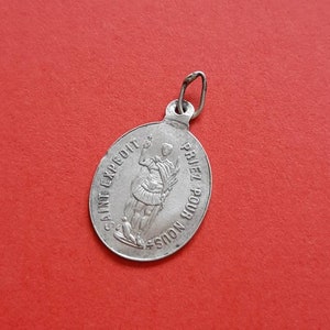 Colgante de medalla de aluminio vintage católica religiosa de San Expedito, Sanctes Expeditus y María Inmaculada