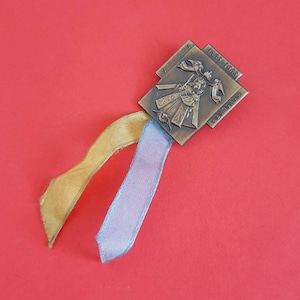 Religious vintage 1969 Catholic brass brooch of Our Lady of Kevelaer, 1669-1969, Pilgrimage Sittard to Kevelaer