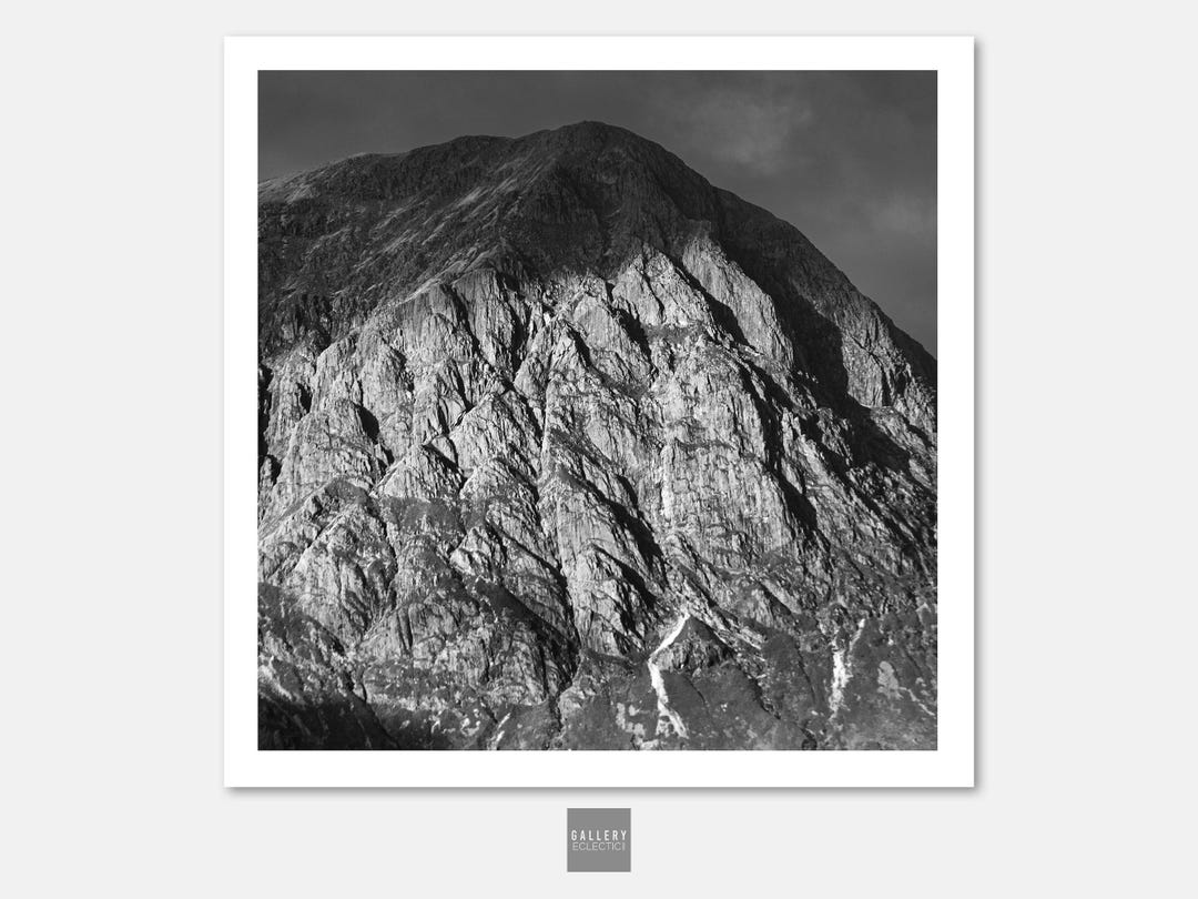 Black and White Mountain Wall Art Print - Etsy