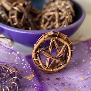 Mini Pentacle Symbol Wreath | Twig Pentagram Protection Charm | Wiccan Altar Tile Talisman