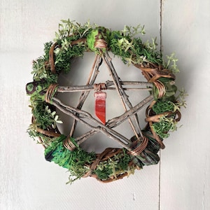 Pentacle Twig Wreath | Green Witch Wall Decor | Five Pointed Star | Earth Element | Copper Wire Wrapped Natural Red Jasper