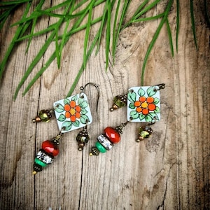 Square floral tin earrings, flower drop earrings,vintage tin,recycled tin earrings,red earrings,10th anniversary gift,gift for girlfriend