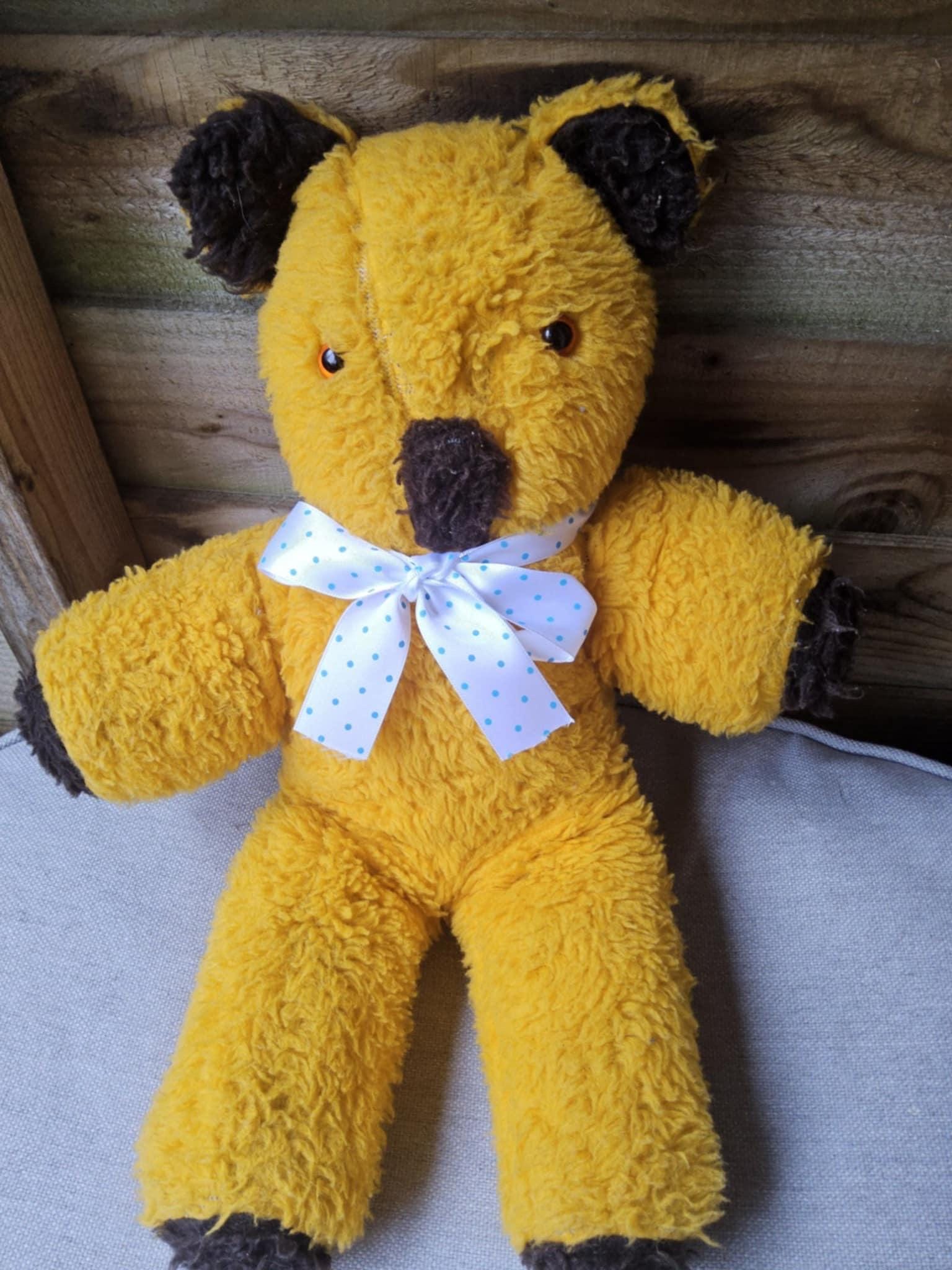 Vintage Sooty Bear - Etsy UK
