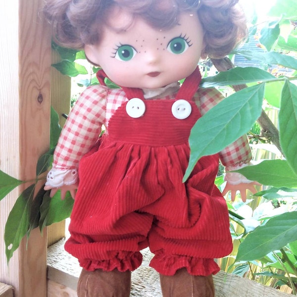 1976 Lesney Toys Minnie Moppet doll, lovely doll