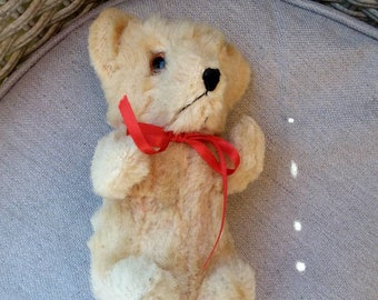 Joli petit ours en mohair