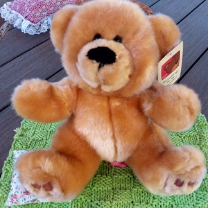 Ours en peluche Metro, belle couleur dorée, avec étiquette, Années 90