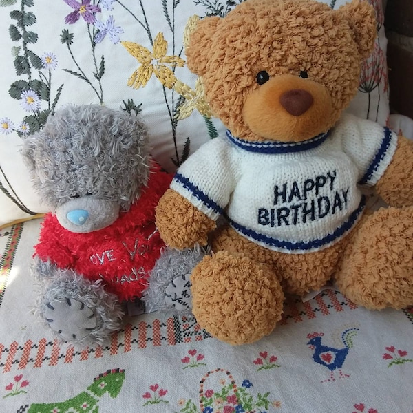 2 Little bear friends/ me to you/ Shudehill/ very cute/gc/90s