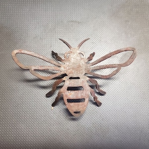 Metal Honey Bee 5 Inch Wide Summer Decoration Art