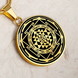 Sri Yantra Pendant Necklace Jewelry Gold Silver Amulet Talisman