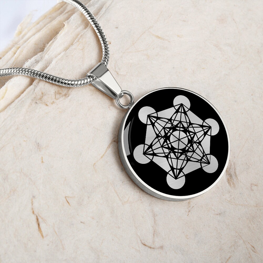 Amaxer Collana con ciondolo a forma di cubo di Metatron per uomo Vintage Geometria Sacra Arcangelo Metatron Protezione Robusto Medaglione Collana