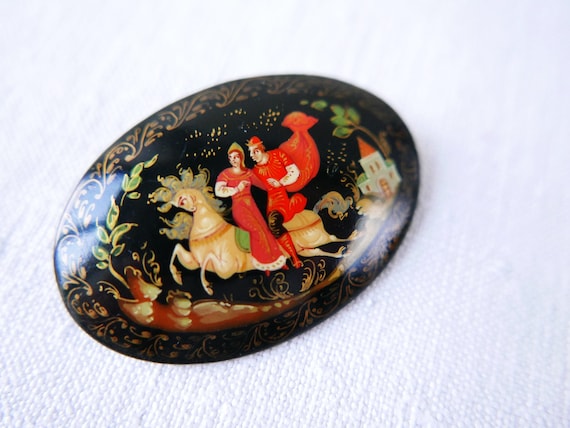 Vintage Russian Lacquer Brooch-Hand Painted-Signed