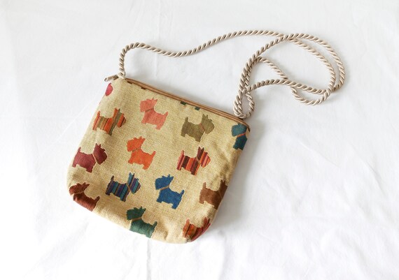 small cloth shoulder bag