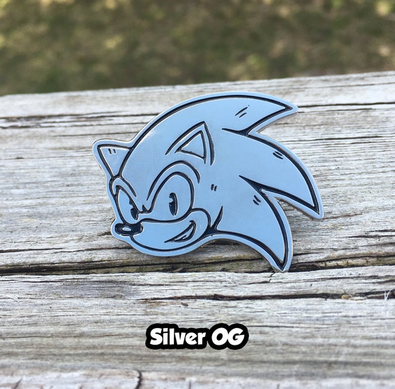 Sonic the Hedgehog Metal Sonic Gold Series Enamel Pin