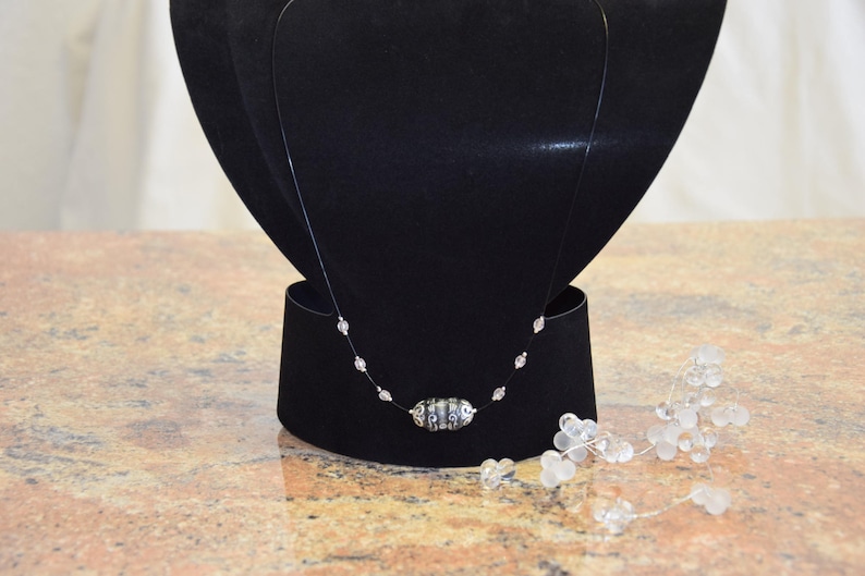 business look Czech relief pearl necklace with crystals and plug-in closure for women ladies very classy