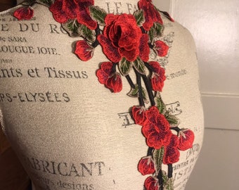 3-D Embroidered Red Roses Necklace