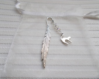 cat bookmark - silver bookmark with beads and charm - cat gift for women - silver page holder - reader gift