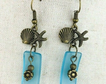 Blue Sea Beach Glass Dangle Pendientes De arena dólar concha flor oro antiguo