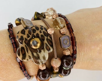 Brown Wrap Stack Pulsera de cobre ámbar leopardo flor