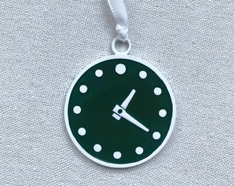 Wrigley Field ornament – Chicago Cubs game time is 1:20pm! This green clock is from the scoreboard at Wrigley! Perfect Cubs gift!