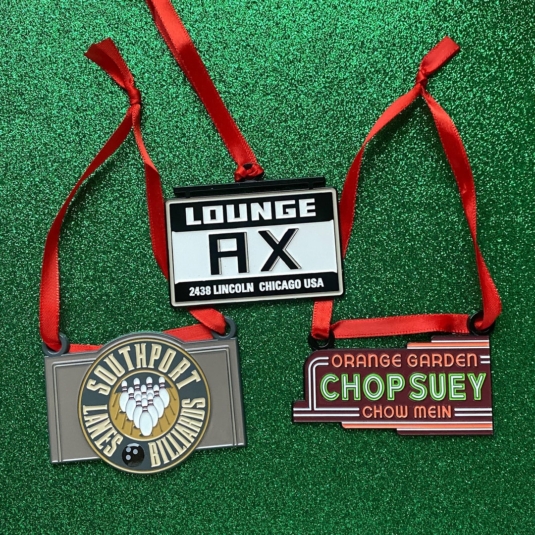 Chicago Landmark Ornaments for OG Chicagoans like Us, Deck Your Halls With These Classic Chicago