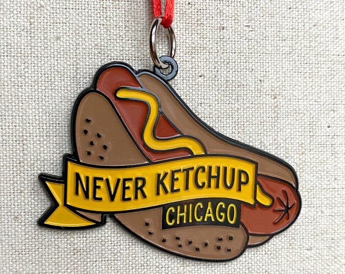 Chicago Hot Dog ornament – Reminding you: never put ketchup on a hot dog...THAT'S a Chicago Dog! Chicago gift, stocking stuffer! Foodie Gift