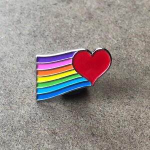 Heart and Pastel Rainbow enamel pin – Rainbows and hearts give off good vibes! Cute Valentine gift!
