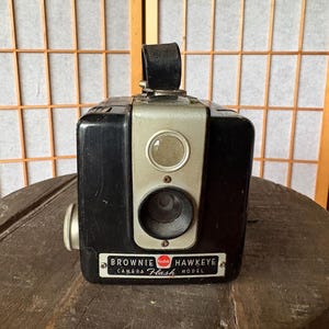 Hawkeye Brownie Camera - Etsy