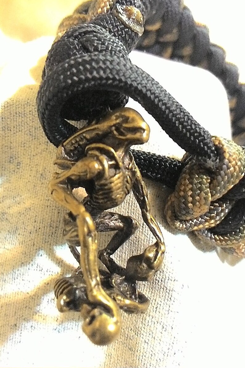 Alien Xenomorph / 1979 Xenomorph Mini Statue / Alien Xenomorph ...