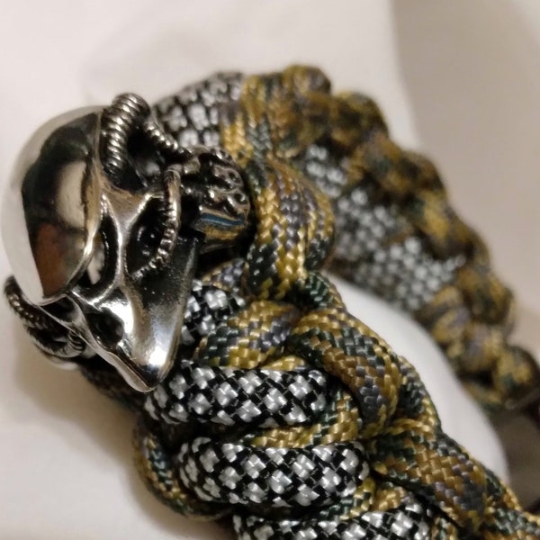 The Predator Falconer Paracord Bracelet/ Predator Bracelet