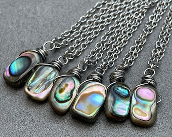 Abalone Necklace, Abalone Pendant, Paua Shell Necklace, Small Shell Necklace, Layering Necklace, Beach Necklace, Summer Necklace,