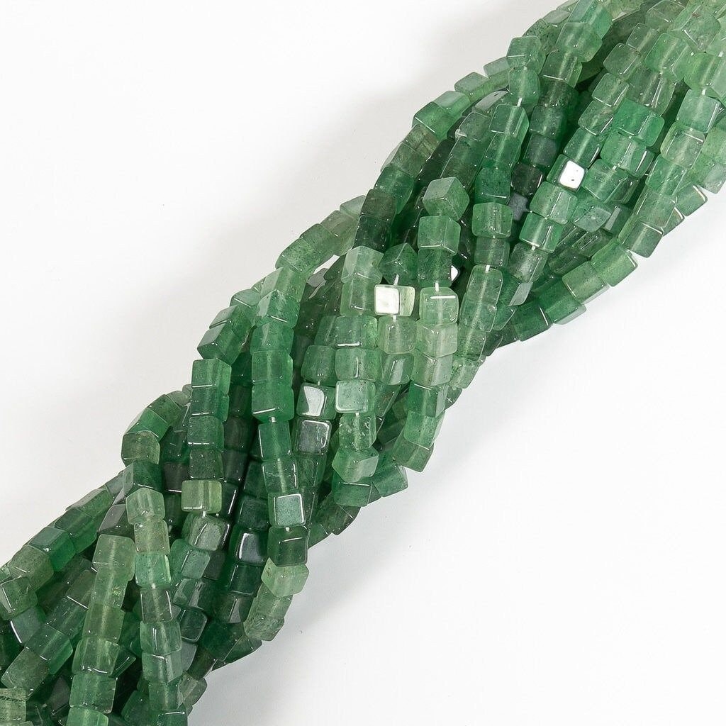 翡翠グリーン宝石ビーズ 6 mm キューブ型 ボックス型ビーズ、グリーン