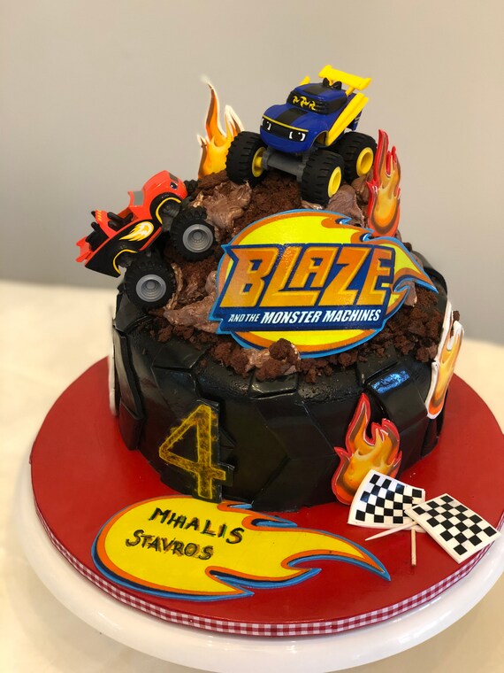 Blaze Et Les Monster Machines Edible Cake Topper Etsy Blaze Et Les Monster Machines Edible Cake Topper Etsy