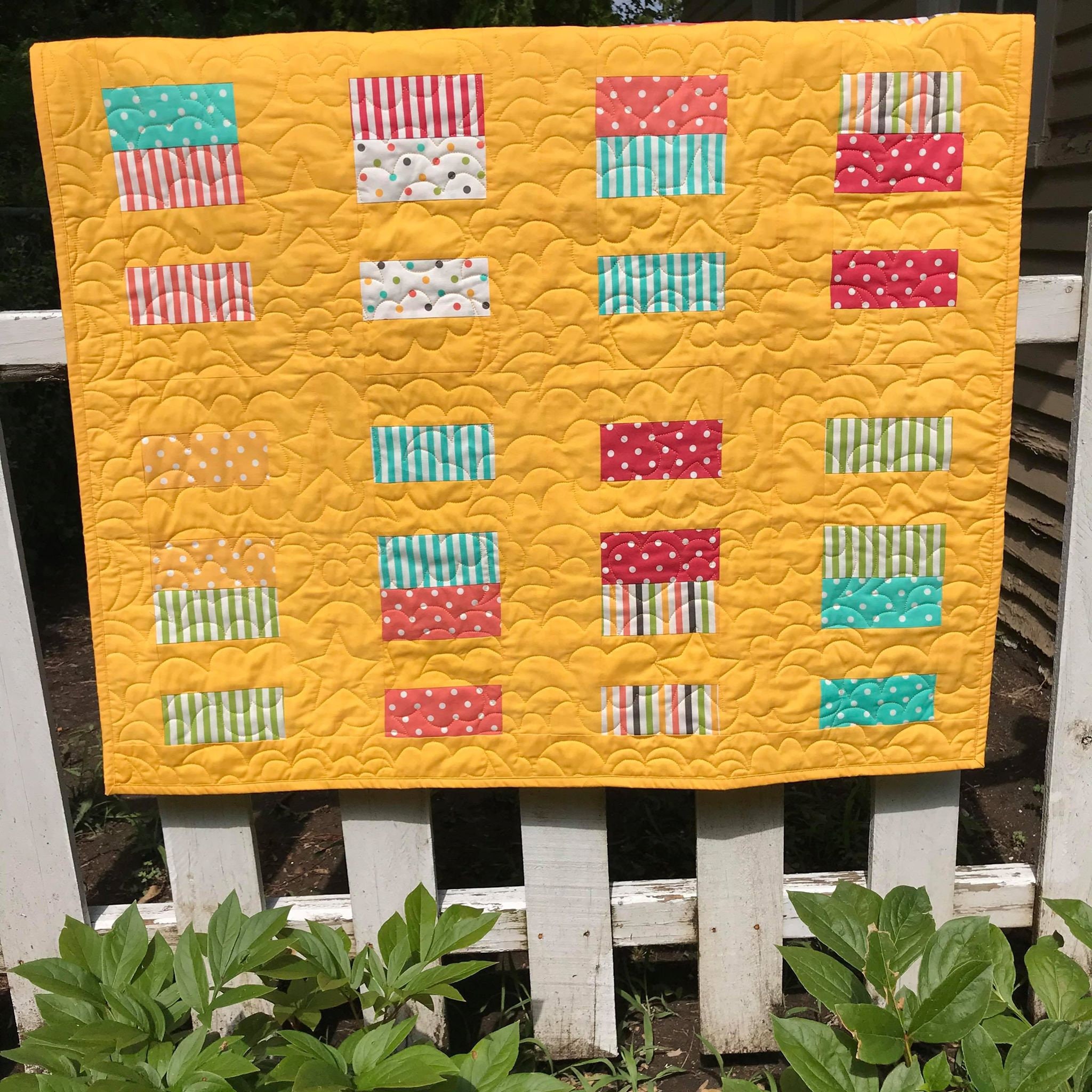 PDF Baby Quilt Pattern ... Quick and Easy ... Charm Pack & Jelly Roll ...