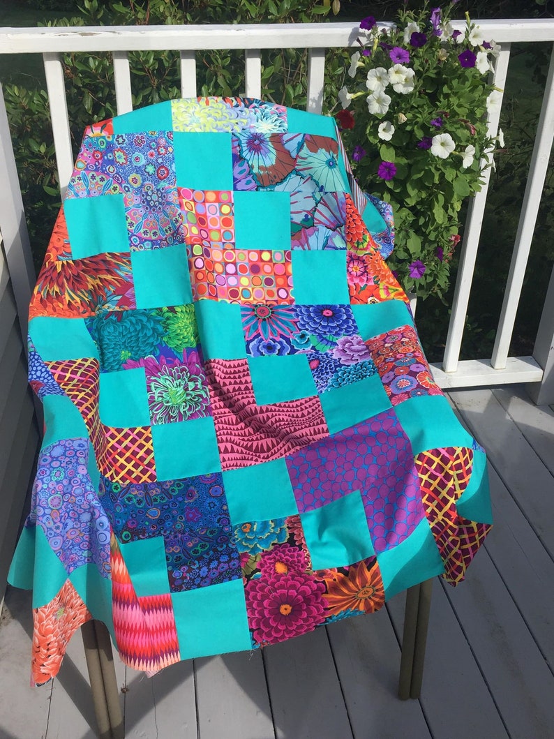 Instant download PDF Lap Quilt Pattern .. Quick and Easy .. Layer Cake /& Charm Pack friendly.../'No.4 HIGH STREET/' ..