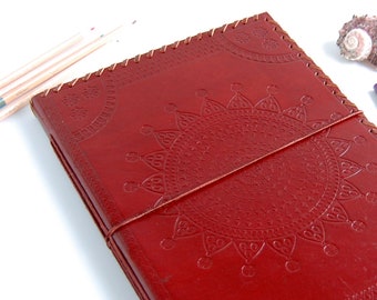 Leren dagboek, schetsboek (A4) met mandala, extra groot