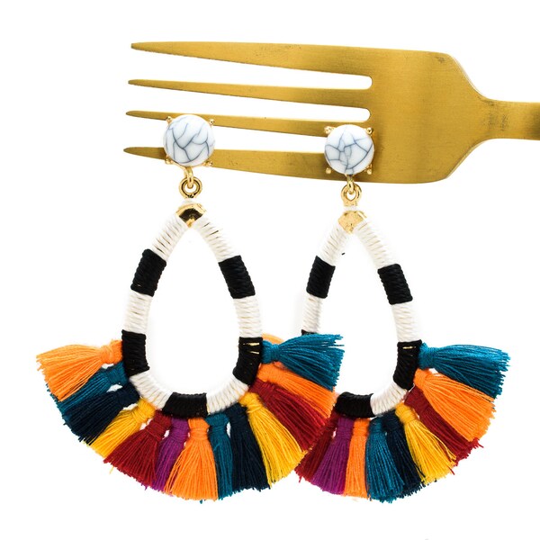 Regenboog Multi Threaded kwast ovale Hoop Earrings Hoop Earrings, Fringe Hoop Earrings Hoop Earrings, verklaring oorbellen, Mini Tassel Earrings, marmeren Gem oorbellen