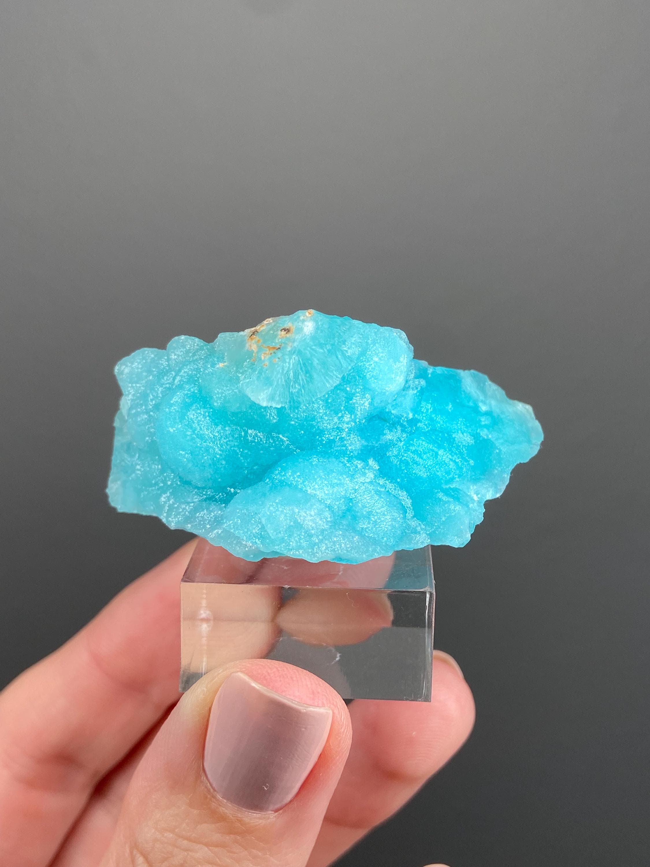 エレクトリックブルーヘミモルファイト – コンゴ共和国、ブエンザ県