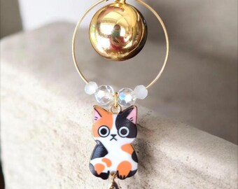 Gold pregnancy bola – bola necklace for expectant mothers with gold bead, cat and crystal beads – gift for pregnant women