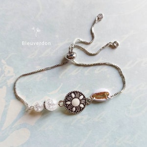 Boho shell and rock crystal pearl sliding bracelet
