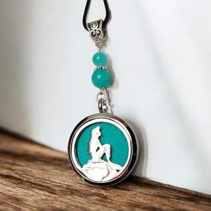 Collier aromathérapie sirène et perles en amazonite. Cadeau de Noël. Collier original. Idée cadeau