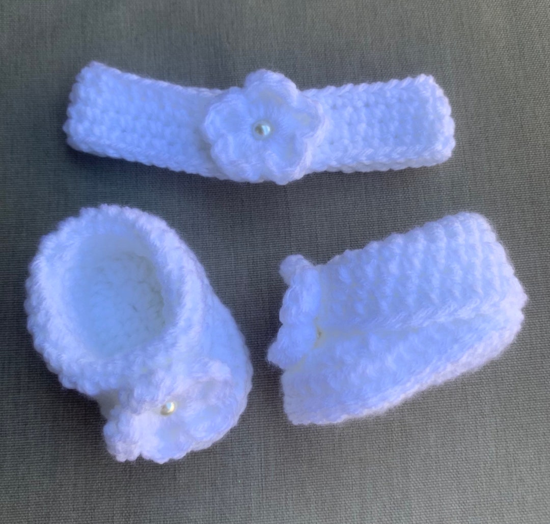 White Baby Girl Booties, Crochet Baby Booties, Baby Headband, Newborn