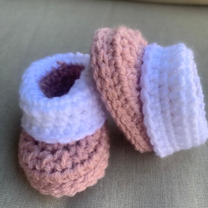 Girl Newborn Booties Crochet, Baby Booties, Newborn Booties, Newborn Baby Booties, Baby Shoes Crochet, Newborn Shoes, Baby Girl Booties
