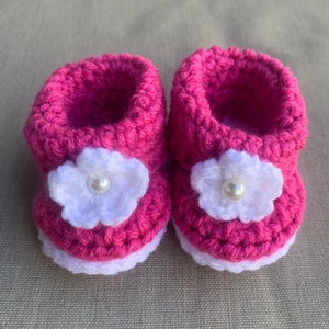 Pink Baby Girl Booties, Newborn Crochet Shoes, Baby Booties Crochet, Baby Shoes, Newborn Booties, Baby Crochet Booties, Baby Shoes Crochet