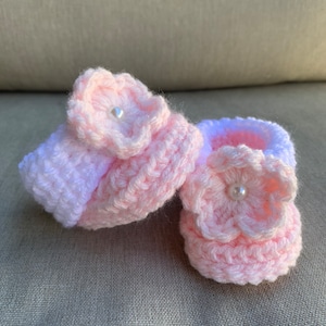 Pink Baby Girl Booties, Newborn Crochet Shoes, Baby Booties Crochet, Baby Shoes, Newborn Booties, Baby Crochet Booties, Baby Shoes Crochet