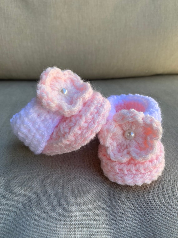 Patucos bebe niña rosa, zapatitos crochet recién nacido, patucos