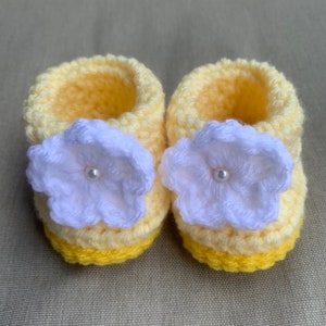 Yellow Baby Crochet Shoes, Newborn Booties, Baby Newborn Shoes, Newborn Baby Shoes, Booties Baby, Baby Booties Crochet, Infant Shoes